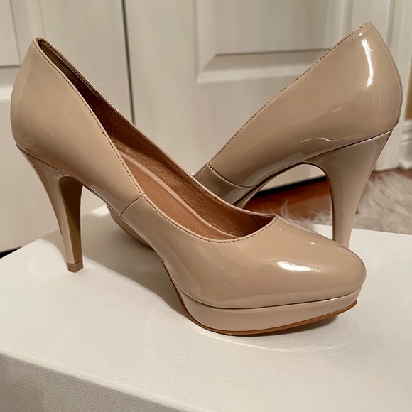 ALDO nude pumps size 8
